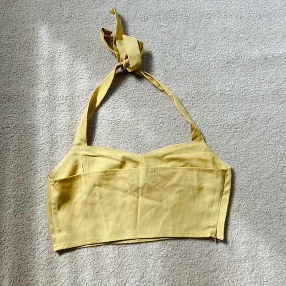 Cropped Halter Top - Picture 6 of 6